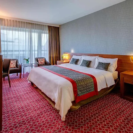 Hotel Fairmont Grand 5*