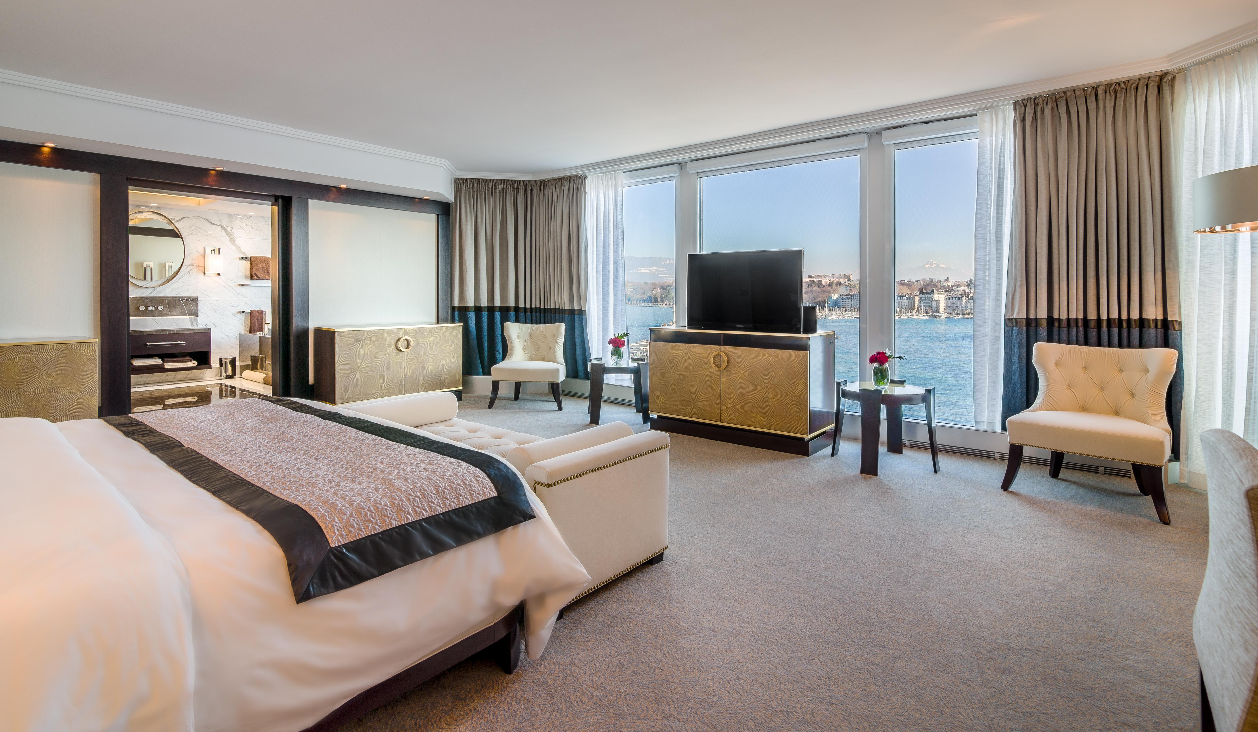 Fairmont Grand Hotel