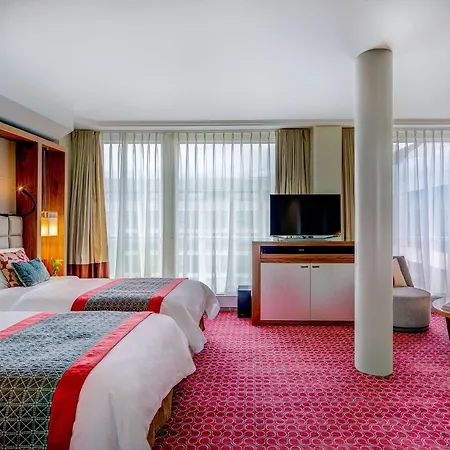 Fairmont Grand Geneva